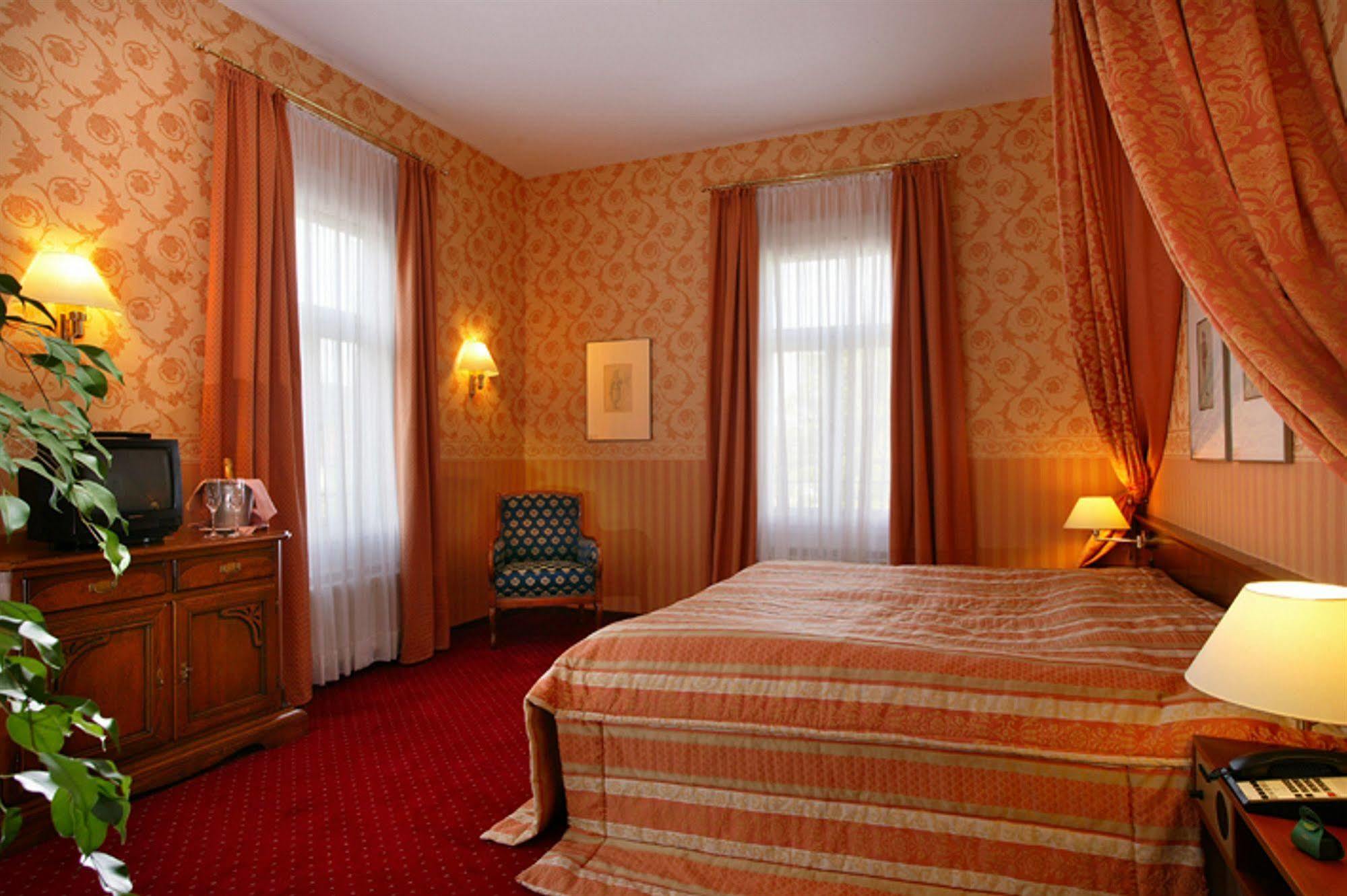 Solewerk Hotel Sachsischer Hof Μάινινγκεν Εξωτερικό φωτογραφία